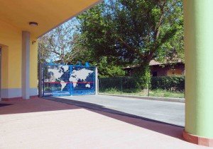 Particolare ingresso e cancello disegnato da Nani Tedeschi