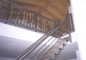 Particolare della scala realizzata da Dum Dum (Marco Stefanini)